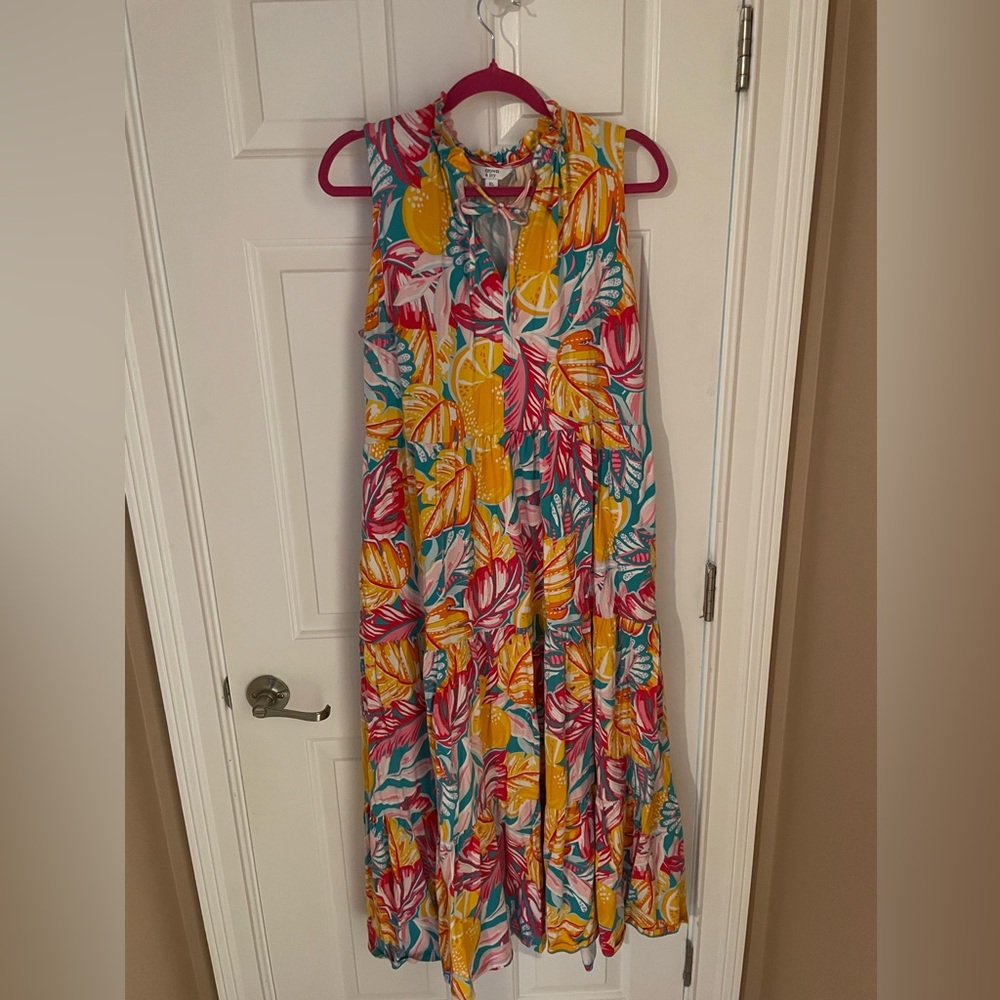 Vibrant Sleeveless Tropical Dress